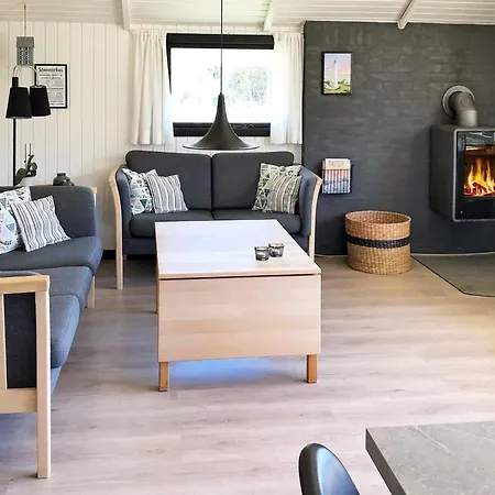 Feriehus 6 Person In Bl Vand